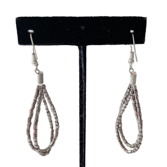 Seed Bead Silver Teardrop Earrings Silver Tone Summer Festival Dangle Sparkly. - Picture 7 of 14